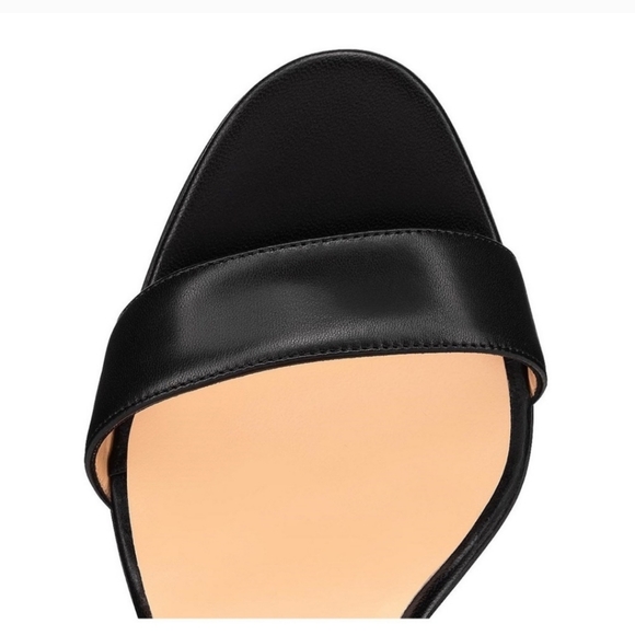 Christian Louboutin heels - Picture 4 of 9